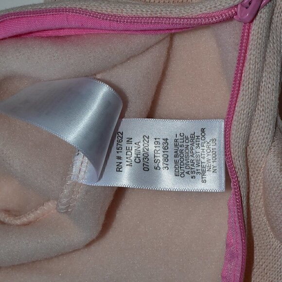 Eddie Bauer One Piece Pink Winter Baby Romper Size 6-9 M - Picture 8 of 8